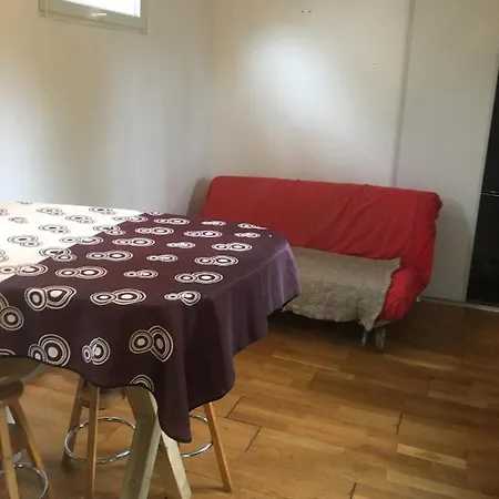Apartment Studio Maison Jardin Metro